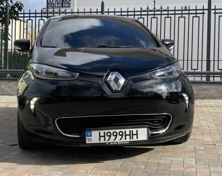 Черный Рено Зое, объемом двигателя 0 л и пробегом 120 тыс. км за 6777 $, фото 5 на Automoto.ua