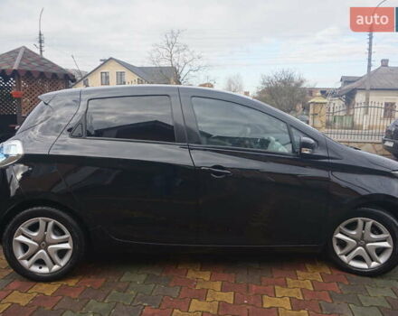 Черный Рено Зое, объемом двигателя 0 л и пробегом 45 тыс. км за 7555 $, фото 15 на Automoto.ua