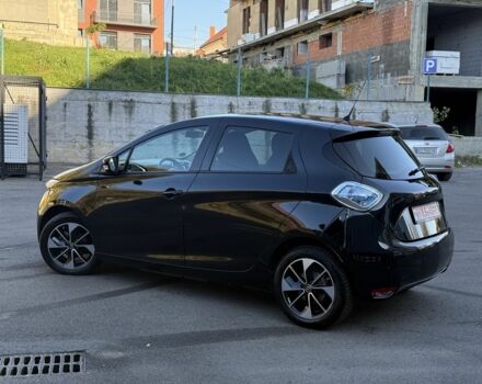 Черный Рено Зое, объемом двигателя 0 л и пробегом 21 тыс. км за 10318 $, фото 4 на Automoto.ua