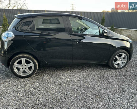 Черный Рено Зое, объемом двигателя 0 л и пробегом 152 тыс. км за 8700 $, фото 1 на Automoto.ua