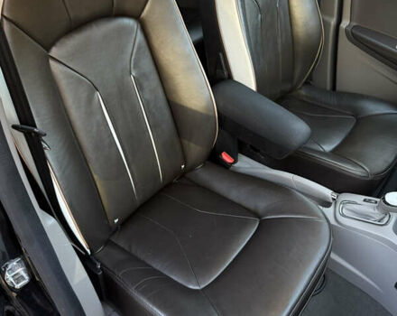 Чорний Рено Зое, об'ємом двигуна 0 л та пробігом 70 тис. км за 9999 $, фото 23 на Automoto.ua