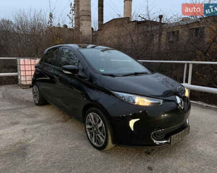 Черный Рено Зое, объемом двигателя 0 л и пробегом 46 тыс. км за 9700 $, фото 9 на Automoto.ua