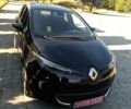 Черный Рено Зое, объемом двигателя 0 л и пробегом 90 тыс. км за 9500 $, фото 7 на Automoto.ua