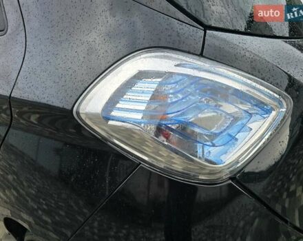 Чорний Рено Зое, об'ємом двигуна 0 л та пробігом 100 тис. км за 8999 $, фото 19 на Automoto.ua