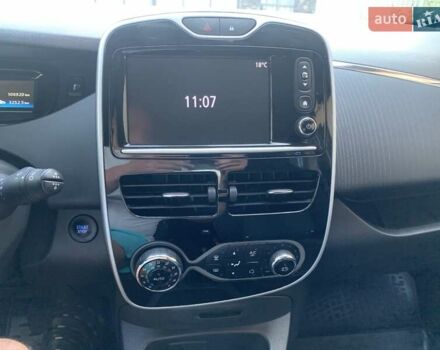Чорний Рено Зое, об'ємом двигуна 0 л та пробігом 138 тис. км за 8999 $, фото 27 на Automoto.ua