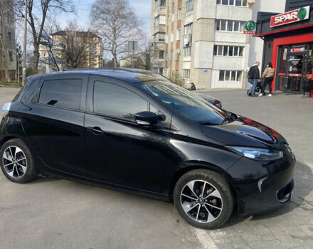 Черный Рено Зое, объемом двигателя 0 л и пробегом 120 тыс. км за 9800 $, фото 3 на Automoto.ua