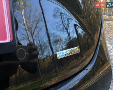 Чорний Рено Зое, об'ємом двигуна 0 л та пробігом 70 тис. км за 9999 $, фото 34 на Automoto.ua