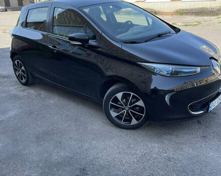 Черный Рено Зое, объемом двигателя 0 л и пробегом 126 тыс. км за 9000 $, фото 7 на Automoto.ua