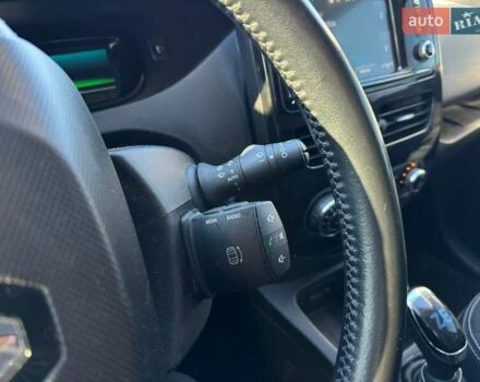 Чорний Рено Зое, об'ємом двигуна 0 л та пробігом 117 тис. км за 9700 $, фото 12 на Automoto.ua