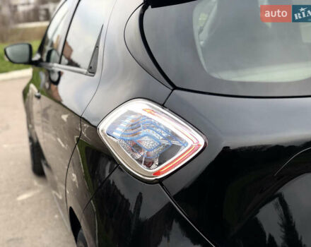Чорний Рено Зое, об'ємом двигуна 0 л та пробігом 68 тис. км за 9800 $, фото 21 на Automoto.ua