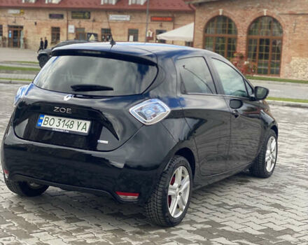 Черный Рено Зое, объемом двигателя 0 л и пробегом 136 тыс. км за 8800 $, фото 2 на Automoto.ua