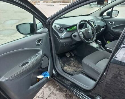 Чорний Рено Зое, об'ємом двигуна 0 л та пробігом 138 тис. км за 9999 $, фото 12 на Automoto.ua