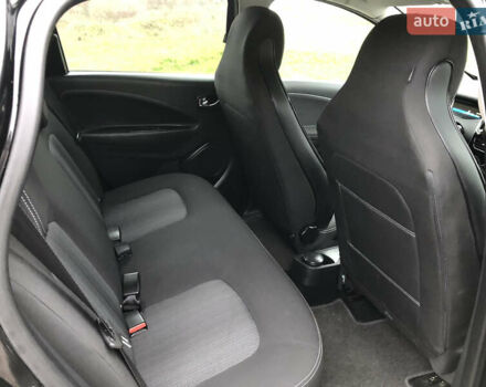 Чорний Рено Зое, об'ємом двигуна 0 л та пробігом 68 тис. км за 9800 $, фото 27 на Automoto.ua