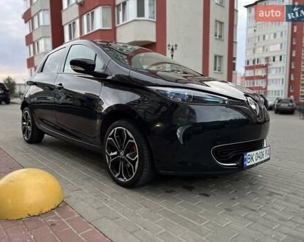 Черный Рено Зое, объемом двигателя 0 л и пробегом 141 тыс. км за 9000 $, фото 17 на Automoto.ua
