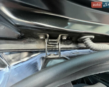 Чорний Рено Зое, об'ємом двигуна 0 л та пробігом 140 тис. км за 9200 $, фото 81 на Automoto.ua