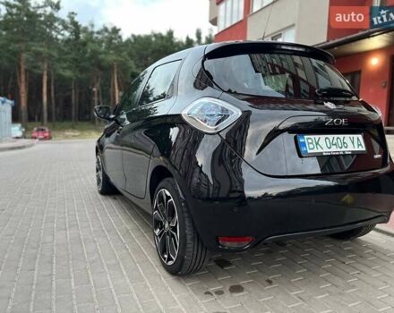 Черный Рено Зое, объемом двигателя 0 л и пробегом 141 тыс. км за 9000 $, фото 2 на Automoto.ua