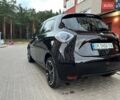 Черный Рено Зое, объемом двигателя 0 л и пробегом 141 тыс. км за 9000 $, фото 2 на Automoto.ua
