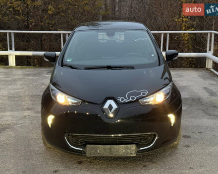 Черный Рено Зое, объемом двигателя 0 л и пробегом 46 тыс. км за 9700 $, фото 1 на Automoto.ua