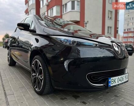 Черный Рено Зое, объемом двигателя 0 л и пробегом 141 тыс. км за 9000 $, фото 18 на Automoto.ua