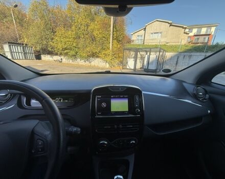 Черный Рено Зое, объемом двигателя 0 л и пробегом 21 тыс. км за 10318 $, фото 14 на Automoto.ua