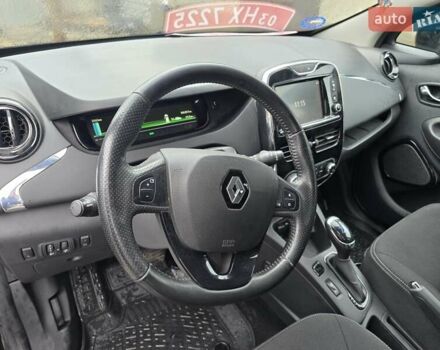 Чорний Рено Зое, об'ємом двигуна 0 л та пробігом 100 тис. км за 8999 $, фото 29 на Automoto.ua