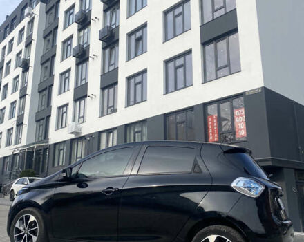 Черный Рено Зое, объемом двигателя 0 л и пробегом 120 тыс. км за 9800 $, фото 7 на Automoto.ua