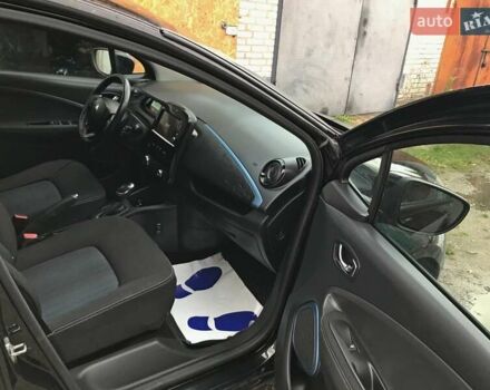 Рено Зое 2017 в Луцке на Automoto.ua Черный Рено Зое, объемом двигателя 0 л и пробегом 59 тыс. км за 9850 $, фото 6 на Automoto.ua