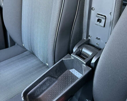 Чорний Рено Зое, об'ємом двигуна 0 л та пробігом 140 тис. км за 9200 $, фото 63 на Automoto.ua