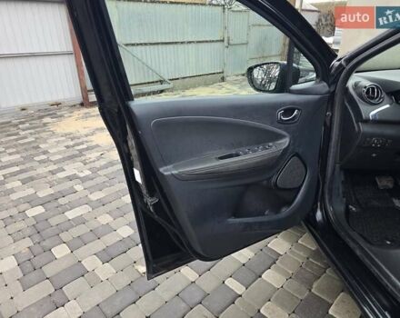 Чорний Рено Зое, об'ємом двигуна 0 л та пробігом 100 тис. км за 8999 $, фото 25 на Automoto.ua