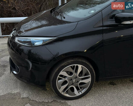 Черный Рено Зое, объемом двигателя 0 л и пробегом 46 тыс. км за 9700 $, фото 8 на Automoto.ua