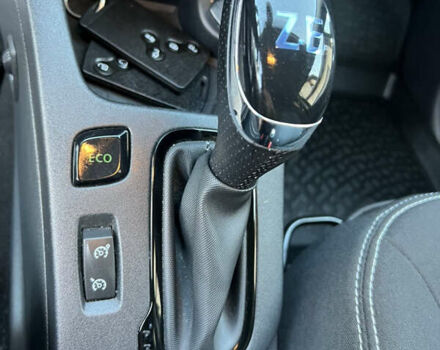 Чорний Рено Зое, об'ємом двигуна 0 л та пробігом 140 тис. км за 9200 $, фото 62 на Automoto.ua
