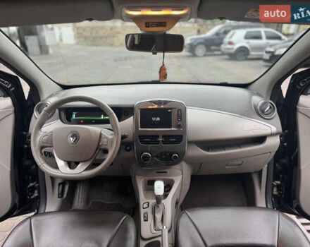 Чорний Рено Зое, об'ємом двигуна 0 л та пробігом 85 тис. км за 9300 $, фото 30 на Automoto.ua