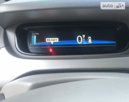 Черный Рено Зое, объемом двигателя 0 л и пробегом 165 тыс. км за 9500 $, фото 21 на Automoto.ua