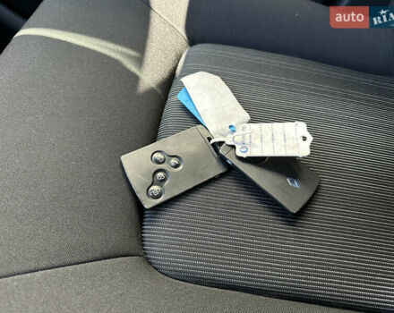 Черный Рено Зое, объемом двигателя 0 л и пробегом 152 тыс. км за 8700 $, фото 9 на Automoto.ua