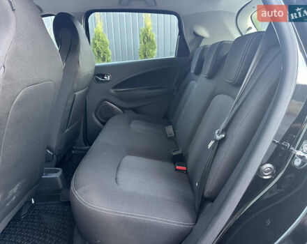 Черный Рено Зое, объемом двигателя 0 л и пробегом 152 тыс. км за 8700 $, фото 14 на Automoto.ua