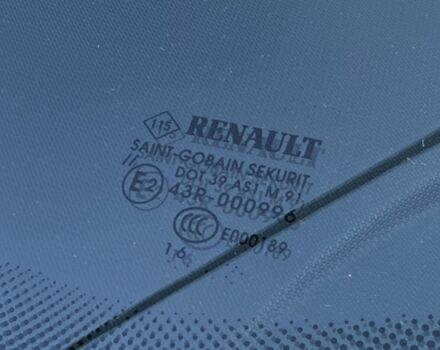 Черный Рено Зое, объемом двигателя 0 л и пробегом 21 тыс. км за 10318 $, фото 20 на Automoto.ua