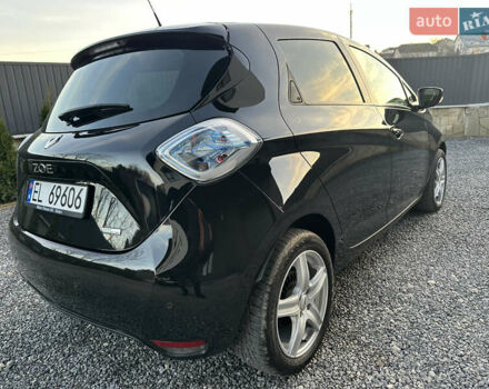 Черный Рено Зое, объемом двигателя 0 л и пробегом 152 тыс. км за 8700 $, фото 2 на Automoto.ua