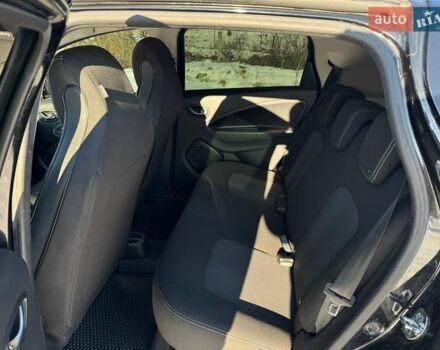 Чорний Рено Зое, об'ємом двигуна 0 л та пробігом 117 тис. км за 9700 $, фото 18 на Automoto.ua
