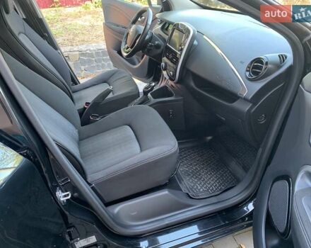 Чорний Рено Зое, об'ємом двигуна 0 л та пробігом 138 тис. км за 8999 $, фото 26 на Automoto.ua