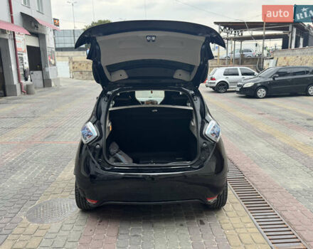 Чорний Рено Зое, об'ємом двигуна 0 л та пробігом 85 тис. км за 9300 $, фото 24 на Automoto.ua