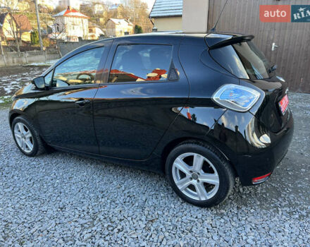 Чорний Рено Зое, об'ємом двигуна 0 л та пробігом 140 тис. км за 9200 $, фото 4 на Automoto.ua