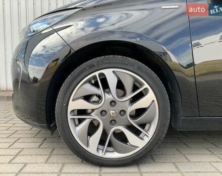Черный Рено Зое, объемом двигателя 0 л и пробегом 33 тыс. км за 11999 $, фото 6 на Automoto.ua