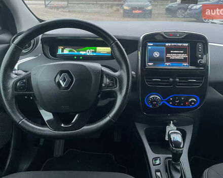 Черный Рено Зое, объемом двигателя 0 л и пробегом 81 тыс. км за 9799 $, фото 14 на Automoto.ua