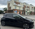 Черный Рено Зое, объемом двигателя 0 л и пробегом 81 тыс. км за 8800 $, фото 4 на Automoto.ua
