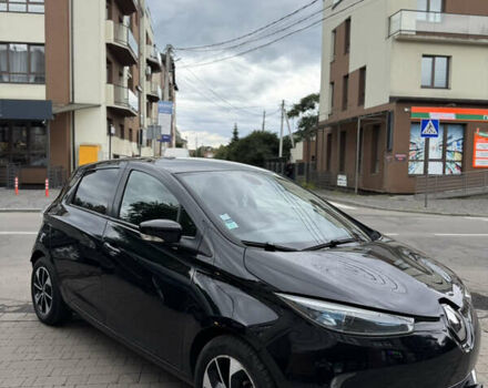 Черный Рено Зое, объемом двигателя 0 л и пробегом 81 тыс. км за 8800 $, фото 3 на Automoto.ua