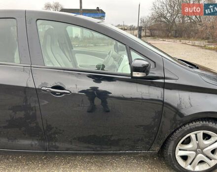 Черный Рено Зое, объемом двигателя 0 л и пробегом 51 тыс. км за 10400 $, фото 10 на Automoto.ua