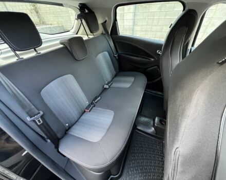 Черный Рено Зое, объемом двигателя 0 л и пробегом 139 тыс. км за 9500 $, фото 7 на Automoto.ua