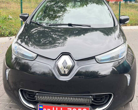 Черный Рено Зое, объемом двигателя 0 л и пробегом 92 тыс. км за 9299 $, фото 1 на Automoto.ua