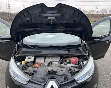 Черный Рено Зое, объемом двигателя 0 л и пробегом 51 тыс. км за 10400 $, фото 22 на Automoto.ua