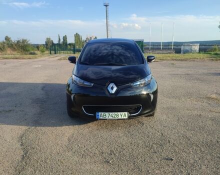 Черный Рено Зое, объемом двигателя 0 л и пробегом 128 тыс. км за 9600 $, фото 1 на Automoto.ua